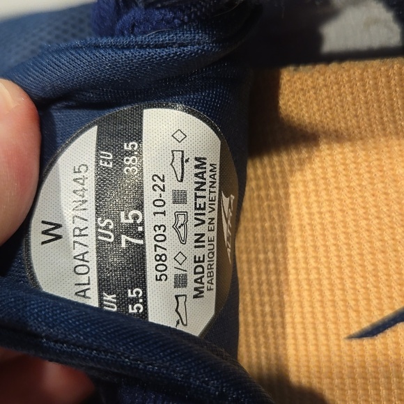 ALTRA RIVIERA 3 ALOA 7R7N445. SIZE 7.5 - Picture 5 of 10